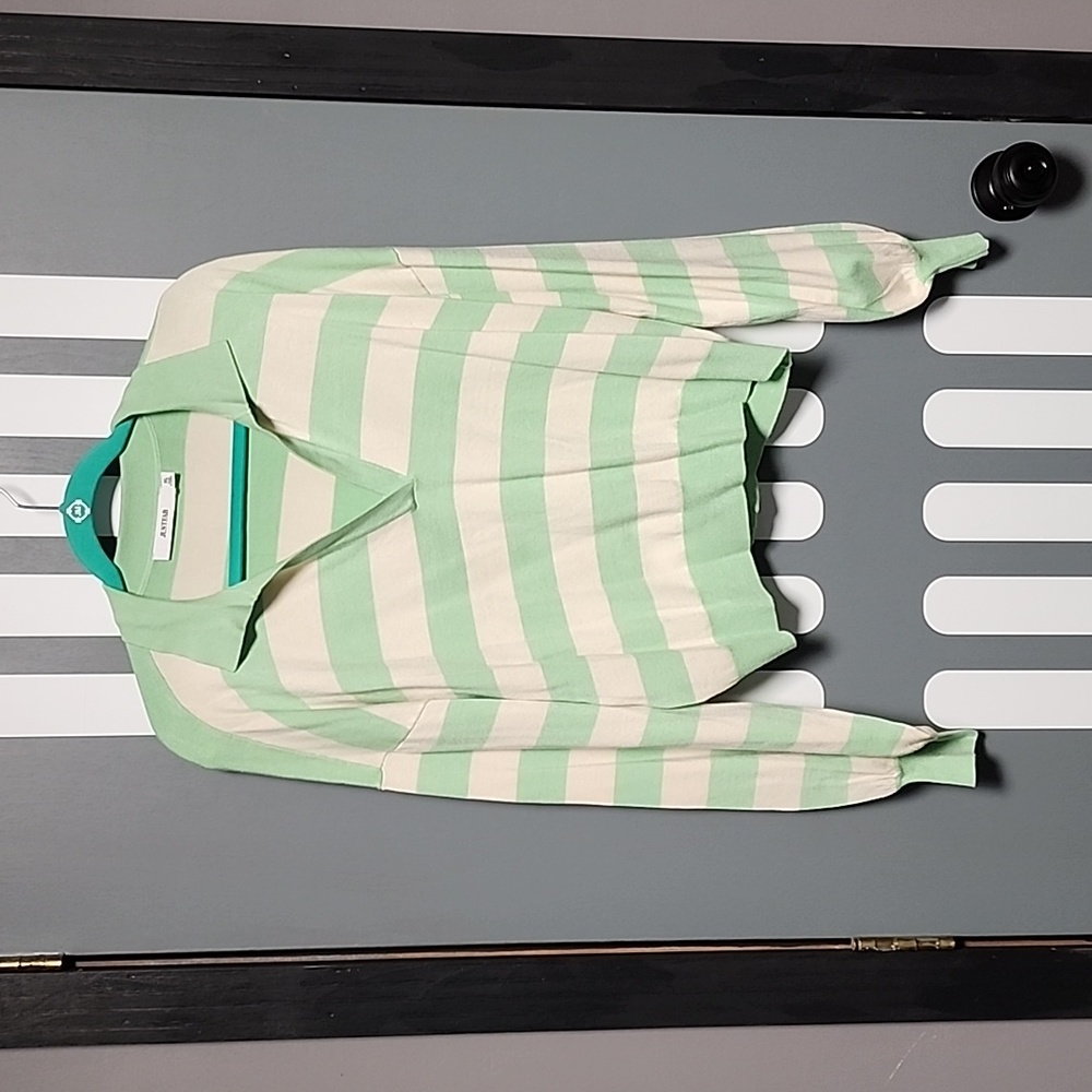 JustFab striped collared pullover size xl